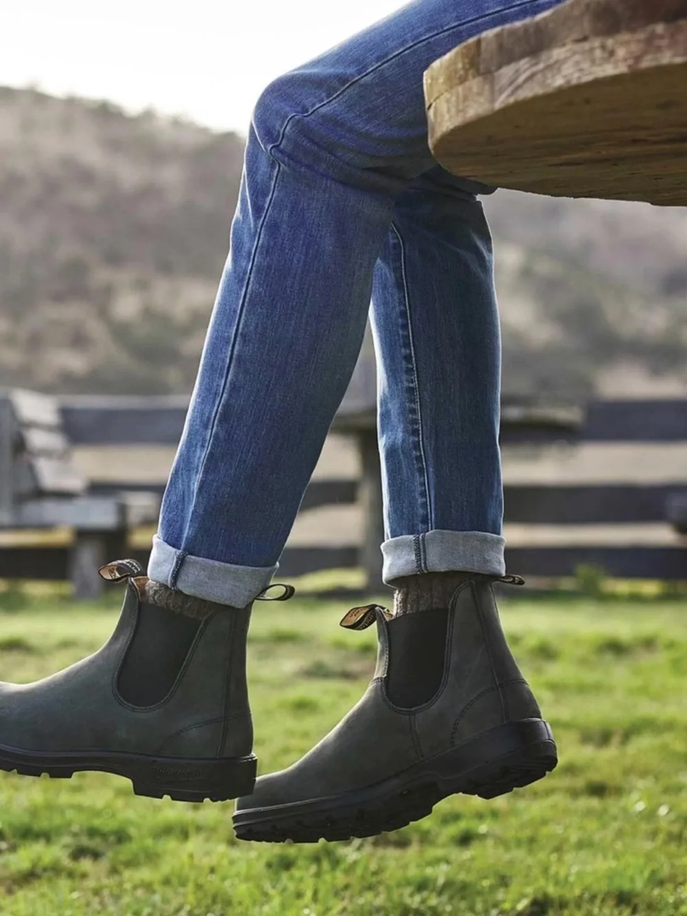 Blundstone Chelsea Boot in Charcoal Gray with Tan Pull Tabs